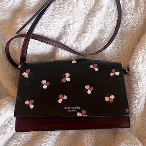Beautiful Kate Spade crossbody body - Like New!